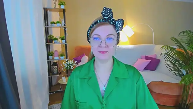 YourUniverser online show from 11, 11, 2025