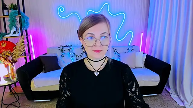 YourUniverser online show from 17, 9, 2025