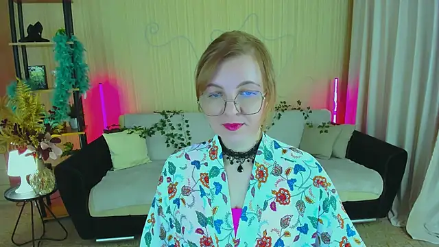 YourUniverser online show from 30, 11, 2025