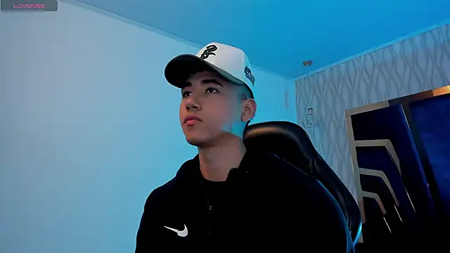 Draven Marceaux online show from 10, 11, 2025