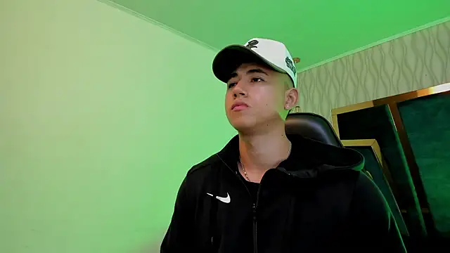 Draven Marceaux online show from 28, 10, 2025