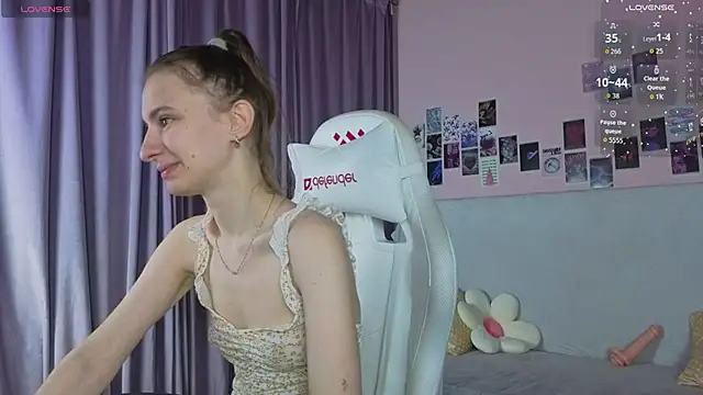 kaleriyaa  online show from 11, 4, 2026