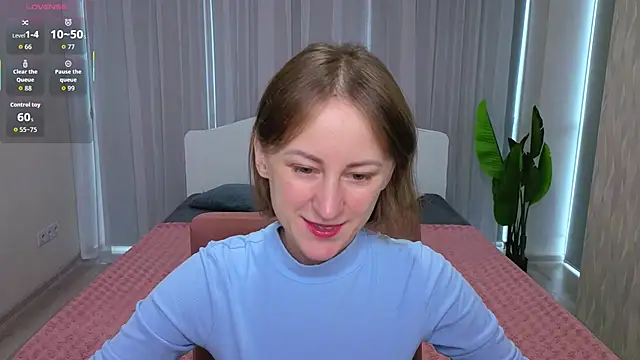 LuluChiiii online show from 11, 10, 2025