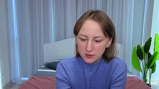 LuluChiiii online show from 15, 10, 2025