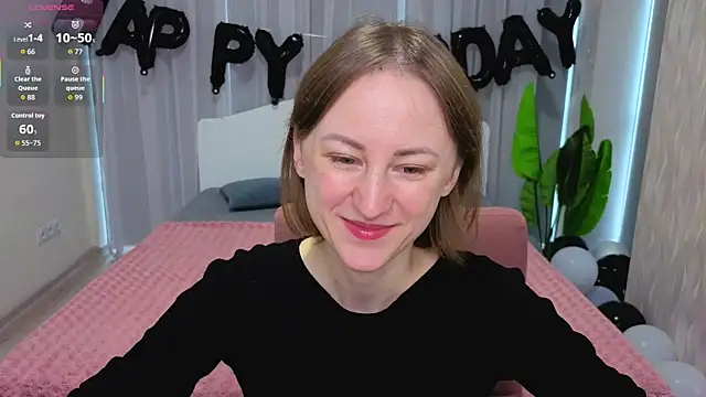 LuluChiiii online show from 27, 10, 2025