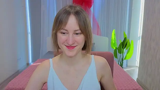 LuluChiiii online show from 22, 2, 2026