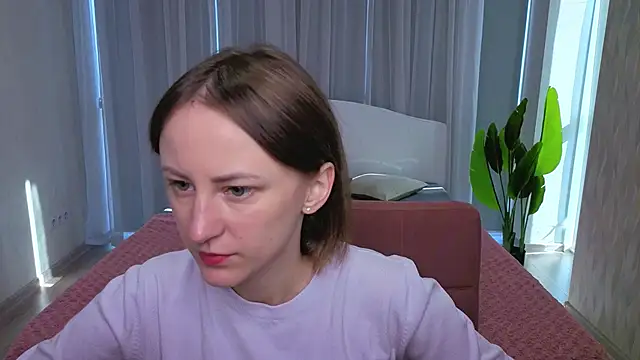 LuluChiiii online show from 16, 10, 2025