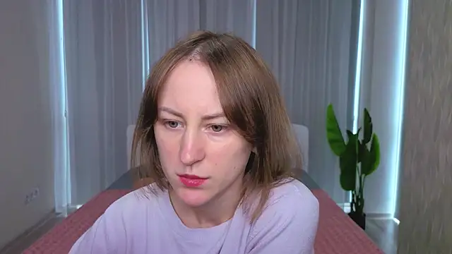 LuluChiiii online show from 10, 10, 2025