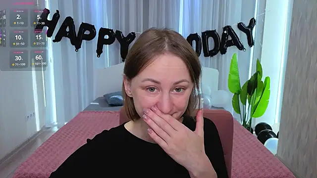 LuluChiiii online show from 28, 10, 2025