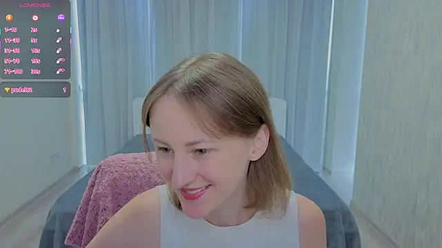 LuluChiiii online show from 10, 9, 2025