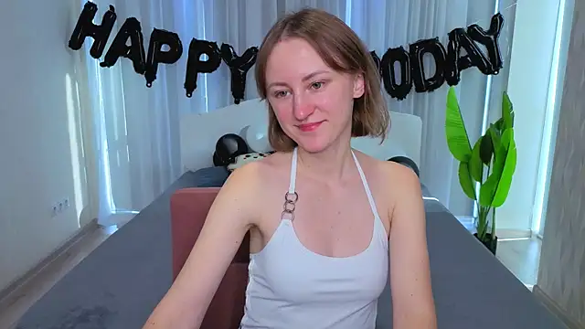 LuluChiiii online show from 2, 11, 2025