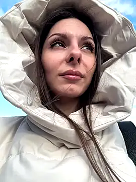 kittyCarrol online show from 28, 9, 2025