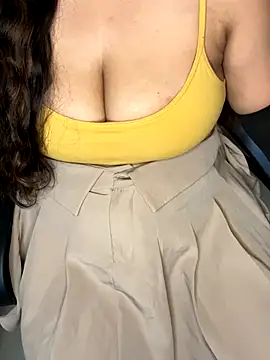 Snapshot of linishal chatting on 24, 9, 2025 linishal online show from 24, 9, 2025