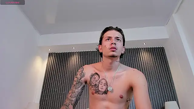 Snapshot of Ryan_Miller chatting on 17, 3, 2026 Ryan Miller online show from 17, 3, 2026