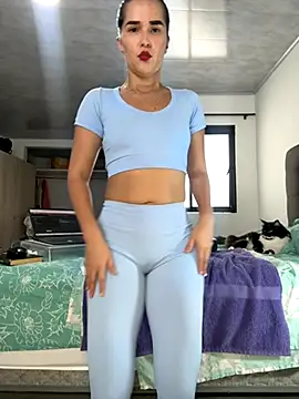 annymaldonado online show from 30, 10, 2025