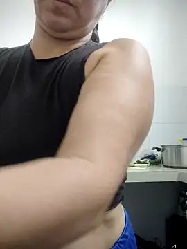 Nala1986 online show from 3, 10, 2025