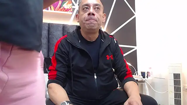 GabrielandAbigail online show from 7, 2, 2026