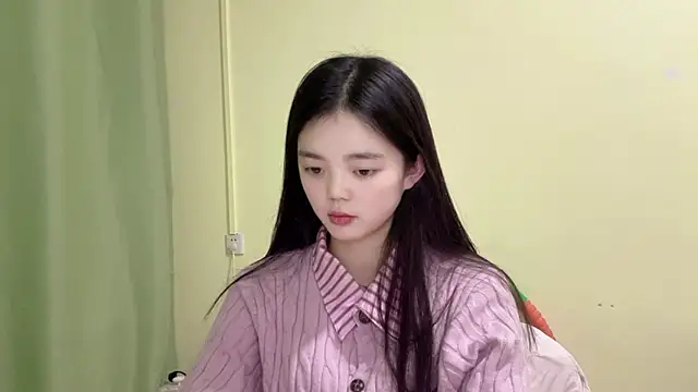 Snapshot of Nicole-13 chatting on 6, 2, 2026 Nicole-13 online show from 6, 2, 2026