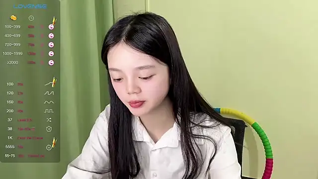 Nicole-13 online show from 5, 10, 2025