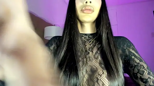 Snapshot of khalifafoxxxx chatting on 2, 4, 2026 khalifafoxxxx online show from 2, 4, 2026