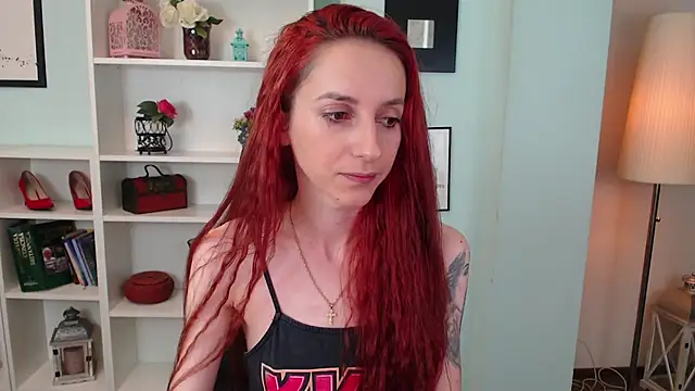 Julia Jae online show from 24, 9, 2025