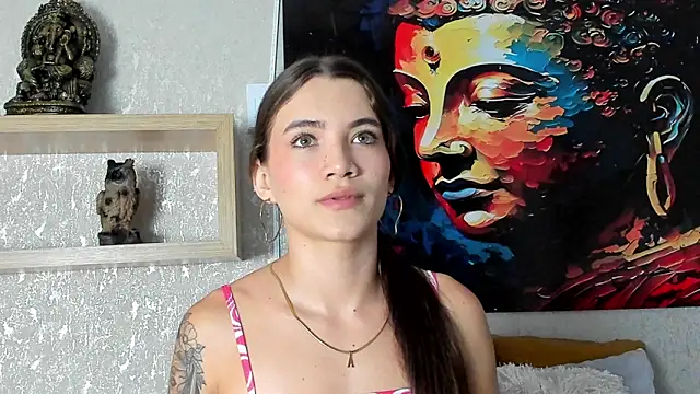 aitana baker  online show from 4, 2, 2026