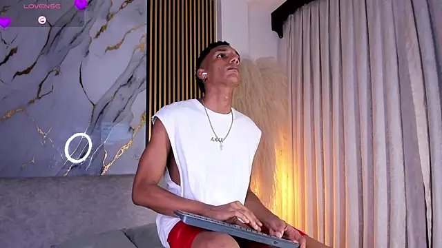 JulienSaint online show from 2, 3, 2026