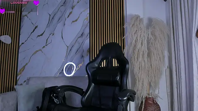 JulienSaint online show from 5, 4, 2026