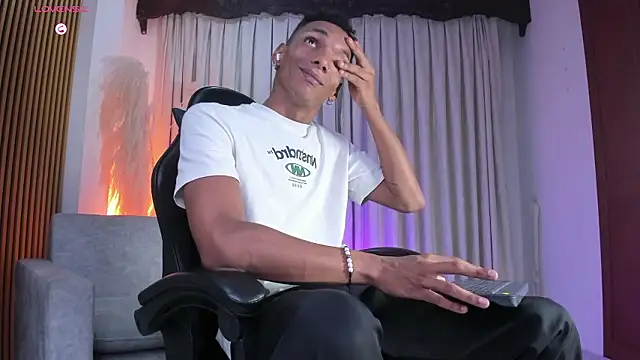 JulienSaint online show from 1, 2, 2026