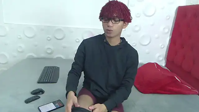 felipecams123 online show from 15, 11, 2025