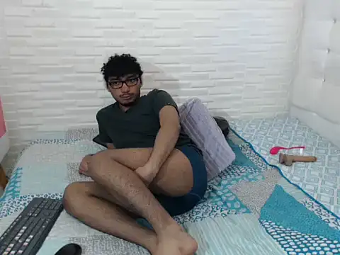 felipecams123 online show from 13, 9, 2025