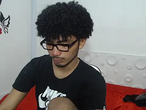 felipecams123 online show from 25, 9, 2025