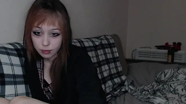  LUCY LAVE online show from 1, 10, 2025