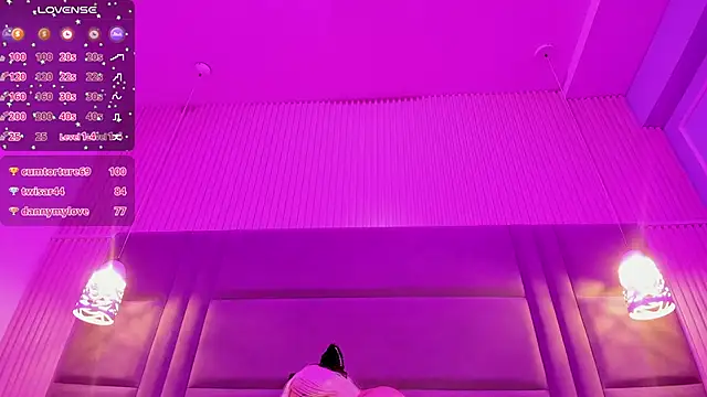 SamanthaaReed online show from 19, 10, 2025