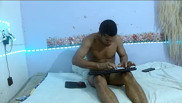 chica sexy05 online show from 31, 3, 2026