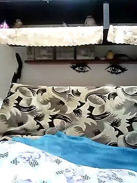 Snapshot of Troiavaca chatting on 1, 10, 2025 Troiavaca online show from 1, 10, 2025