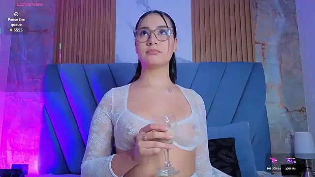 nathalia koch  online show from 2, 12, 2025