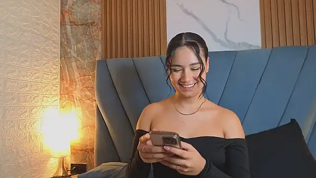 Snapshot of nathalia_koch_ chatting on 8, 6, 2026 nathalia koch online show from 8, 6, 2026