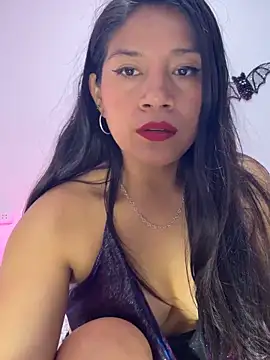 Ariana2017 online show from 9, 11, 2025