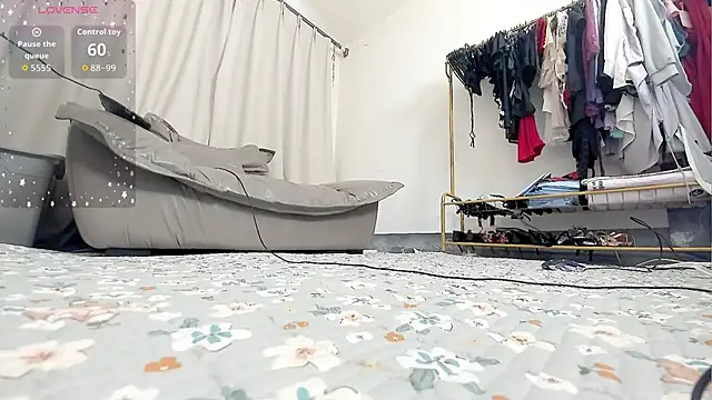 fox-yiyi online show from 17, 1, 2026