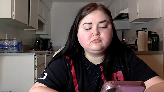 JJbaby1 online show from 4, 11, 2025