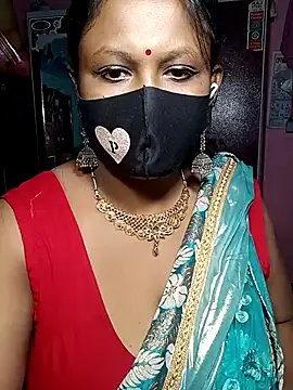 Snapshot of Hotty-rosni chatting on 10, 11, 2025 Hotty-rosni online show from 10, 11, 2025