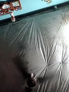 Snapshot of Hotty-rosni chatting on 28, 10, 2025 Hotty-rosni online show from 28, 10, 2025