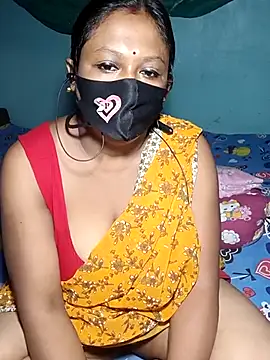 Snapshot of Hotty-rosni chatting on 24, 9, 2025 Hotty-rosni online show from 24, 9, 2025