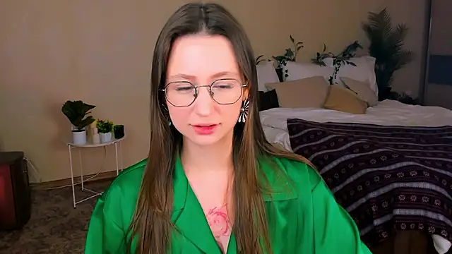 YourLovellyStory online show from 16, 1, 2026