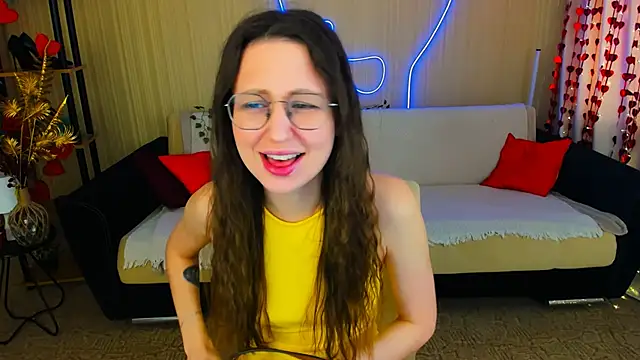 YourLovellyStory online show from 21, 3, 2026