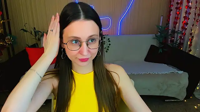 YourLovellyStory online show from 27, 3, 2026