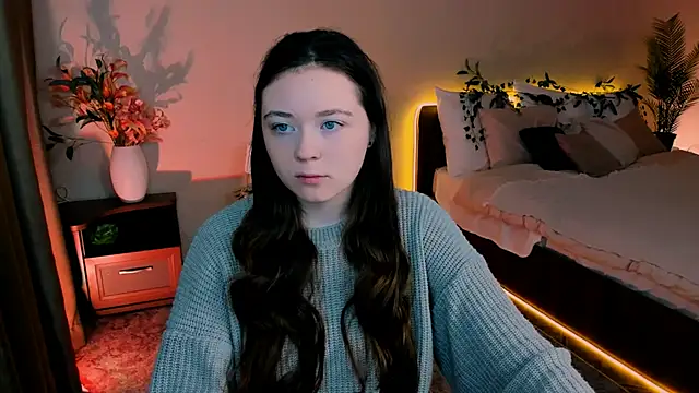 AlluringLookk online show from 14, 9, 2025