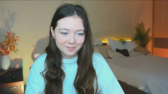 AlluringLookk online show from 18, 10, 2025