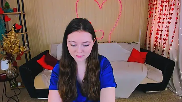 AlluringLookk online show from 13, 3, 2026